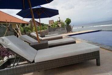 צימר Cave Beach Bungalow