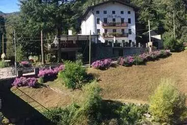 ホテル Albergo Alla Trota