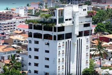 Отель Suites La Siesta