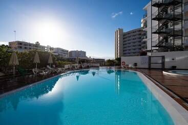 Tc Apartamentos Dorotea