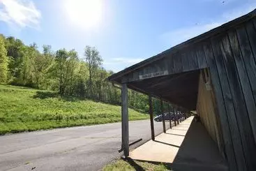 Hotelli Graves Mountain Farm & Lodges