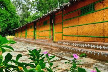 مبيت وإفطار Gowri Resort