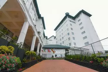 Araliya Red   Budget Friendly Hotel  Where You Find Stunning 360 Panoramic View Of Nuwara Eliya