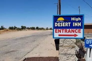 モーテル High Desert Inn