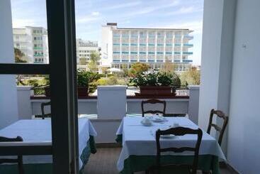 Golf & Beach Hotel B&b