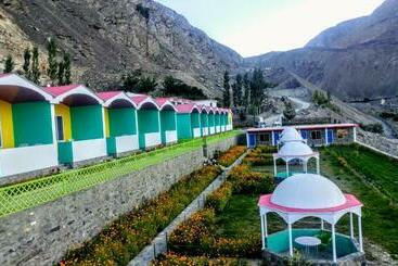 Hotel Mountain Lodge Skardu