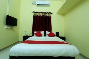 ホテル Oyo 24329 A&b Grand