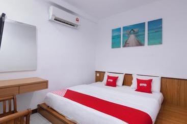 호텔 Oyo 89345 Apiapi Gh