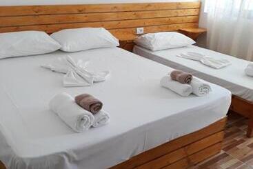 پانسیون Beleris Rooms