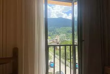 پانسیون Sana Guest House