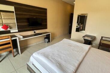 호텔 Sai Krishna Resort Garden