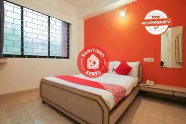 Otel Oyo Flagship 76982 Kamal Palace