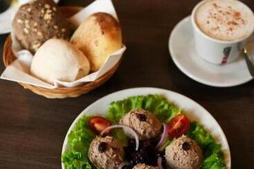 هتل Agape Villa Apartments