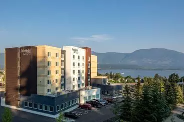 Hotelli Fairfield Inn & Suites By Marriott Salmon Arm