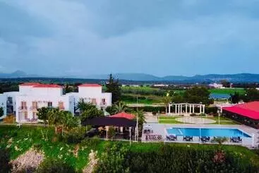 リゾートホテル Celebi Garden Hotel Cittaslow Retreat