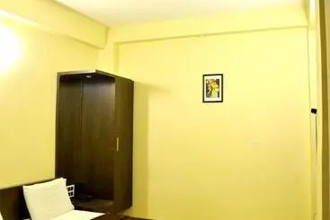 Hotel Pandharinath Lodge