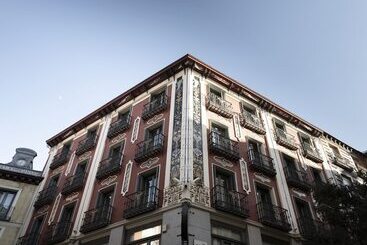 هتل Petit Palace Posada Del Peine