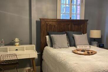 住宿加早餐  Serenity In The Marigny