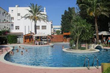 ホテル Ampuria Inn