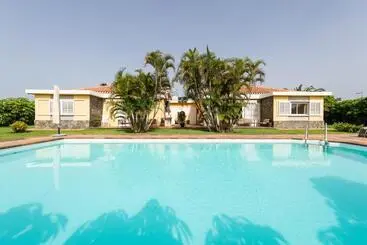 Villas Bungalows Cordial Macaro Beach