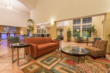 Holiday Inn Express Hotel & Suites Manteca, An Ihg