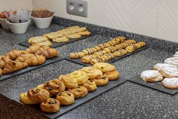 Отель Ilunion Auditori