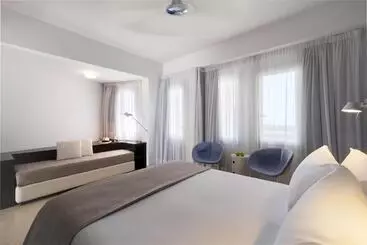 בית מלון כפרי The Majestic