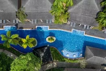 בית מלון כפרי La Flora Khao Lak   Sha Extra Plus