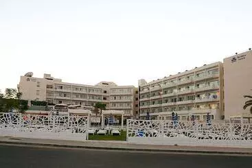 فندق Odessa Beach