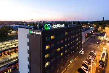 Go Hotel Shnelli