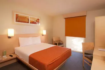 Otel City Express Tepatitlán