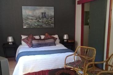 فندق Penny Lane Lodge