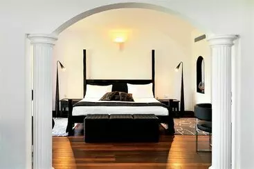 Indian Resort & Spa - Apavou Hotels