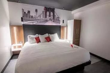 Grand Times Hotel – Aeroport De Quebec