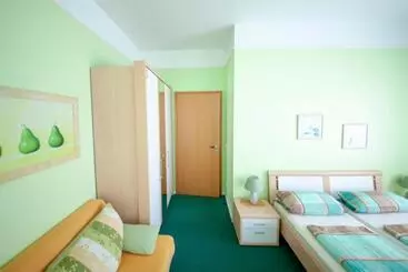 Hotel Und Appartementhaus Rheden