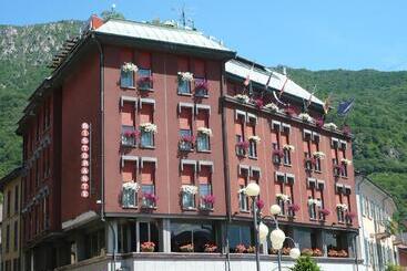 בית מלון כפרי Croce Bianca