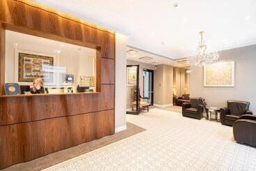 هتل Forums Boutique