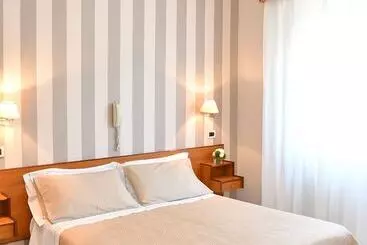 Hotel Marconi