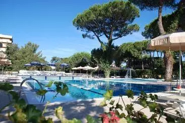 Park Hotel Marinetta   Beach & Spa