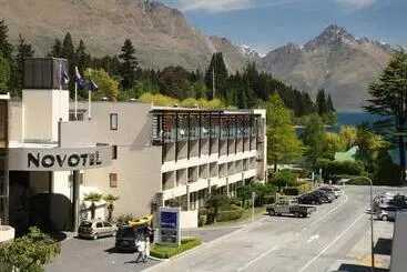 Novotel Queenstown Lakeside
