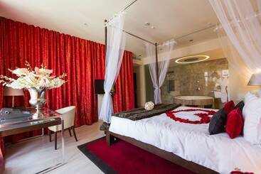 Mamaison All Suites Spa Hotel Pokrovka