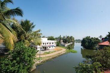 Bed and Breakfast Lilly Ribera Residency