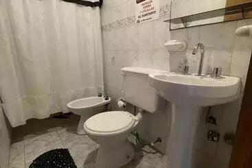 هتل Intis
