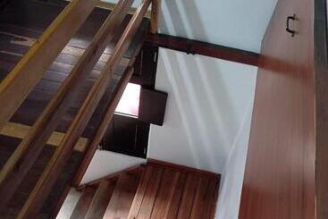 پانسیون Santander Aleman Hostel