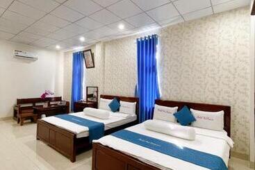 Anh Tuấn Hotel & Coffee Pleiku, Gia Lai