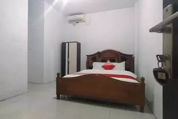 Hotel Oyo 90157 Griya Andon Syariah