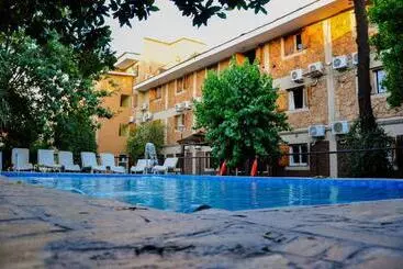 Hotel Regine