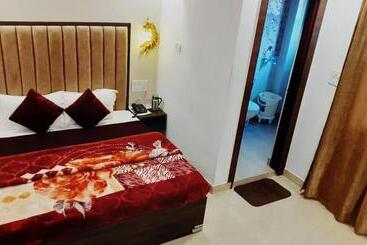 فندق The Divine Oak