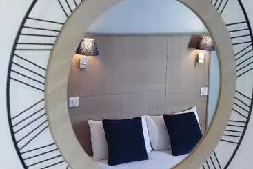 Logis Loire Hotel   Les Cocottes Restaurant