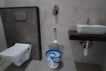 Hotel Royal Residency